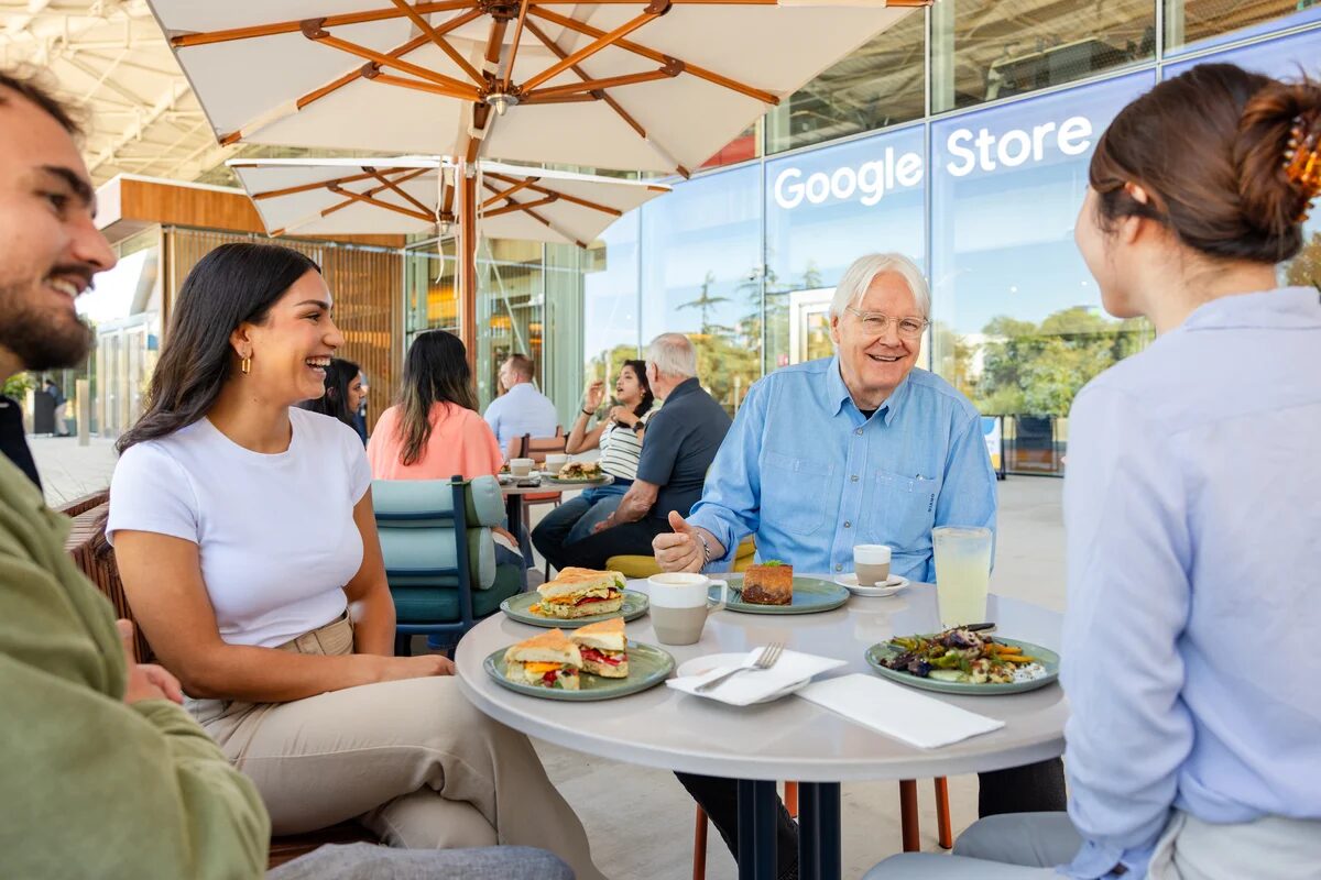 Google Visitor Experience cafe